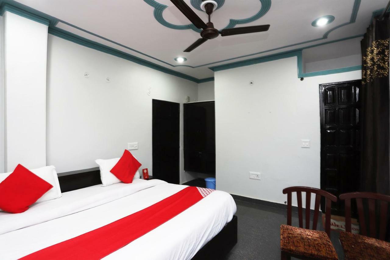 Oyo 43694 Hotel Hillson Pauri Luaran gambar